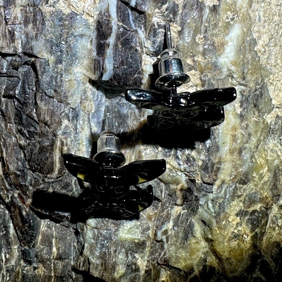 3 For $35 Pokemon Umbreon Stainless Steel Enameled Stud Character Earrings - Picture 2 of 6